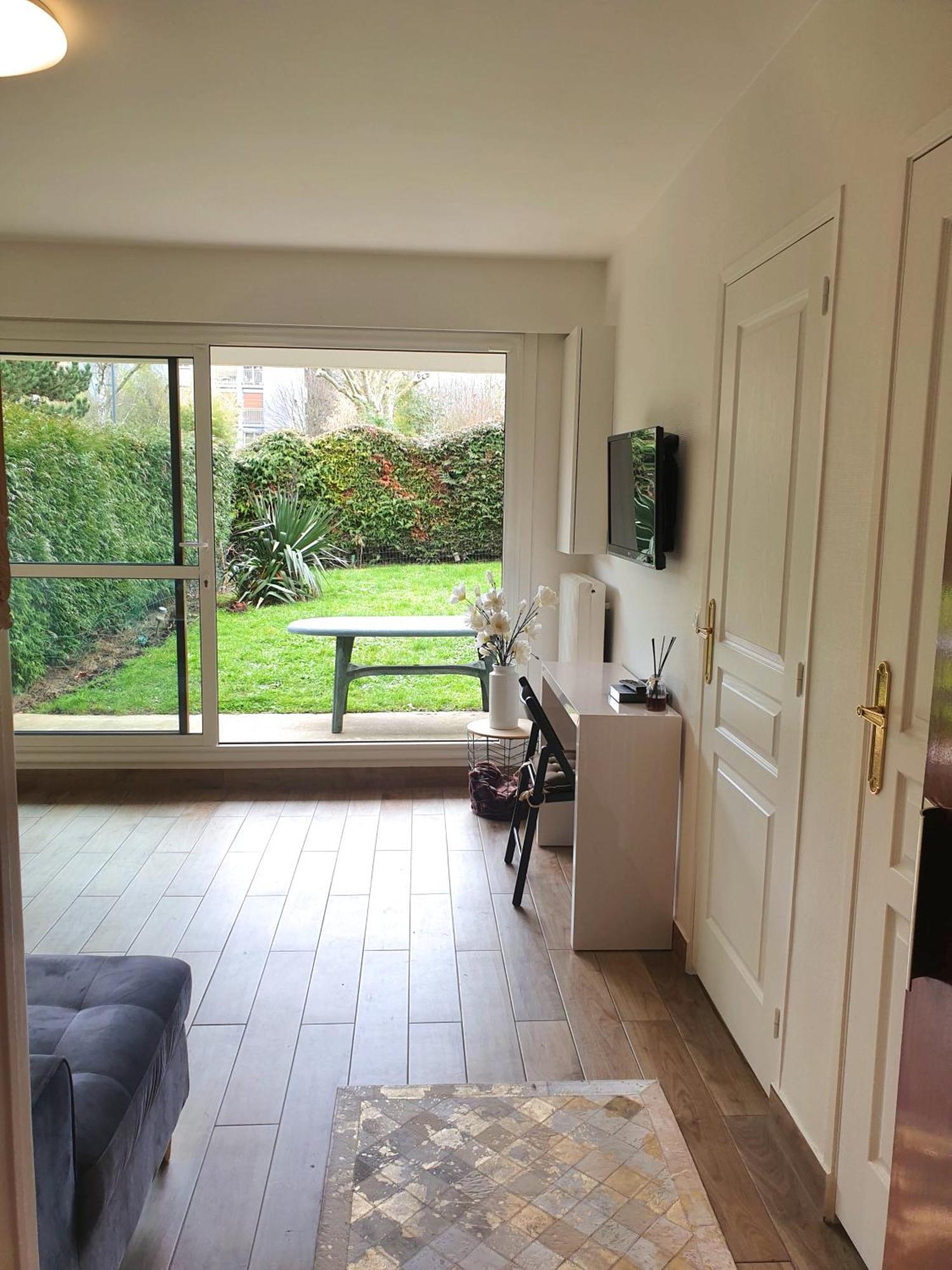 Appartement Avec Jardin Prive - 2 A 4 Voyageur シャビル エクステリア 写真